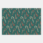 Rote und grüne Kerzenständer koordinierte Weihnach Geschenkpapier Set (Vorderseite)