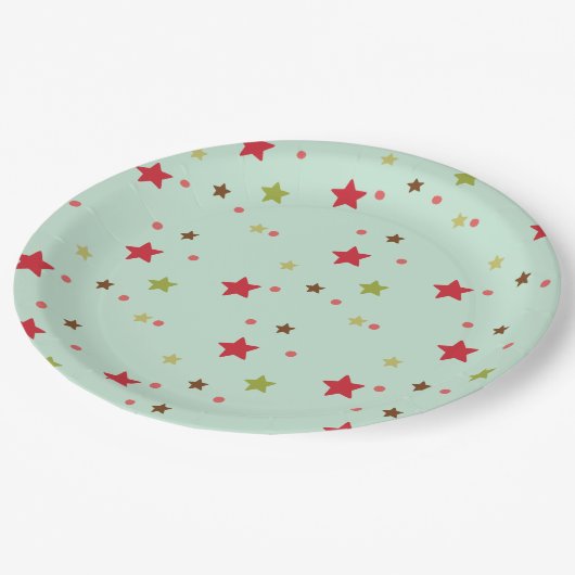 Rote und grüne Sterne und Punkte Pappteller (Schrägansicht)