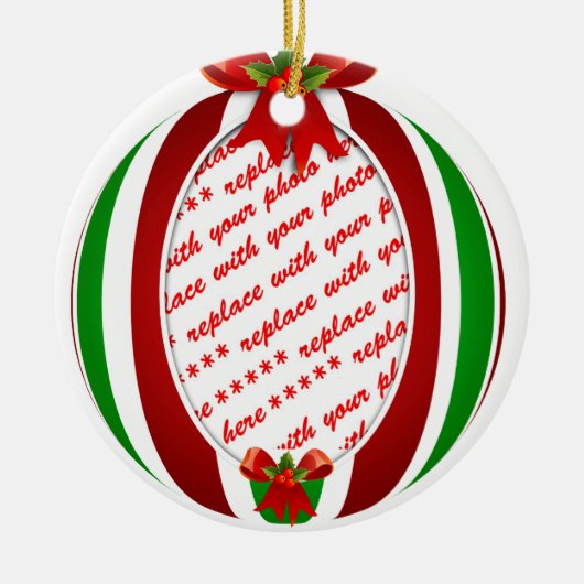 Rote und grüne Weihnachtsschmuck-Foto Keramik Ornament (Vorne)