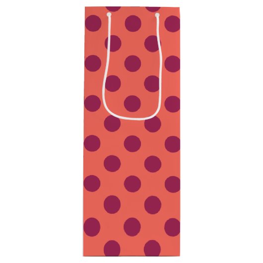 Rote und lebende Korallenpolka-Punkte Geschenktüte Für Weinflaschen (Vorderseite)