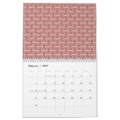 Rote und rosa Textilien auf einem gemusterten Tepp Kalender (Feb 2027)