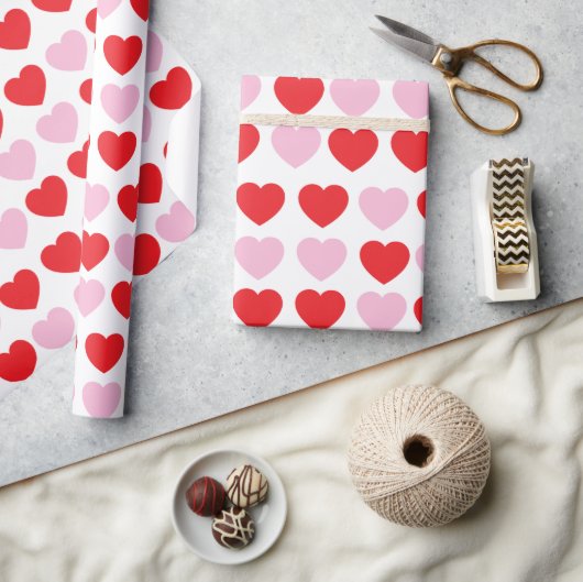Rote und rosa Valentinstag Herz Geschenkpapier (Kunsthandwerk)