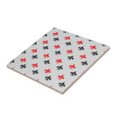 Rote und schwarze Fleur de Lis Fliese (Seite)