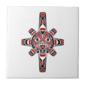 Rote und schwarze Haidasun-Maske auf Weiß Fliese (Vorderseite)