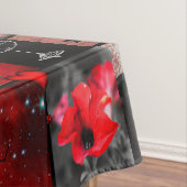 Rote und schwarze Menagerie Tischdecke (Beispiel)