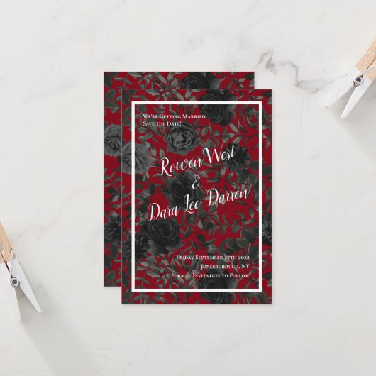 Rote und schwarze Rose Gothic Wedding Save the Dat Einladung (Vorderseite/Rückseite Beispiel)