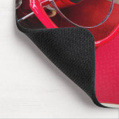 Rote und weiße Altfahrzeuge Räume Mousepad (Ecke)