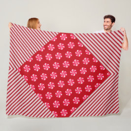 ROTE UND WEISSE CHRISTMAS KANDIEN UND DIAGONALSTRE FLEECEDECKE