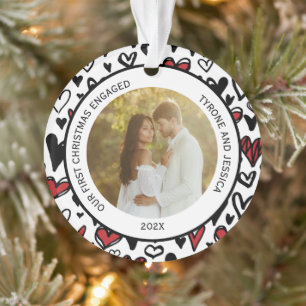 Rote und Weiße Paare Erste Weihnachten Verlobt Ornament