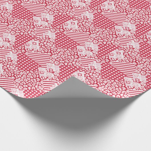 Rote und weiße Patchwork rustikal Geschenkpapier (Ecke)