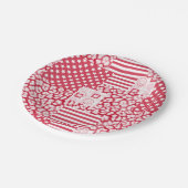 Rote und weiße Patchwork rustikal Pappteller (Schrägansicht)