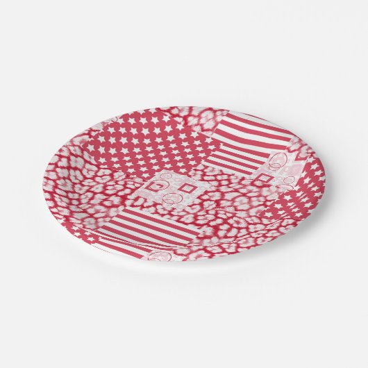Rote und weiße Patchwork rustikal Pappteller (Schrägansicht)