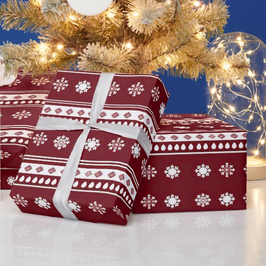 Rote und weiße Schneeflocken Moderne Weihnachten Geschenkpapier (Feiertage)