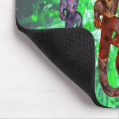 Rote Veilchenblüte | Grüner Spritzer Mousepad (Ecke)