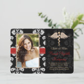 Rote Veterinärtierarzt-SchulAbschluss-Mitteilung Einladung (Stehend Vorderseite)