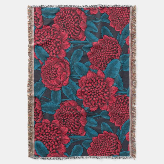 Rote Waratah-Blume Decke (Vorderseite Vertikal)