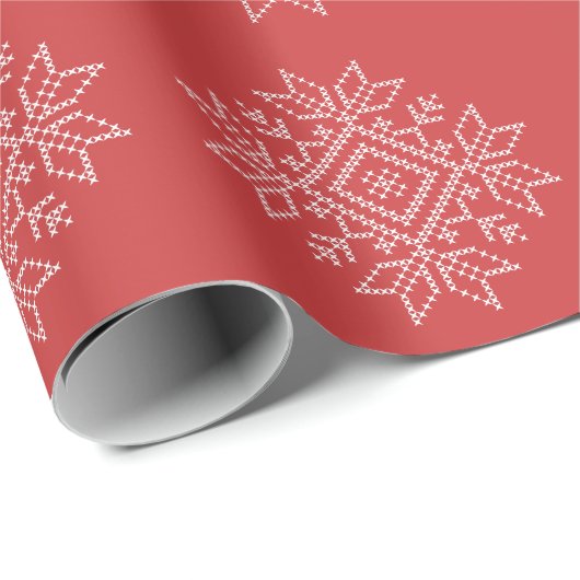 Rote Weihnachtsstickereikunst Snowflake Saison Geschenkpapier (Rolleneckpunkt)