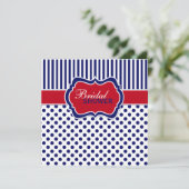 Rote weiße blaue Tupfen-Streifen-Dusche laden ein Einladung (Stehend Vorderseite)