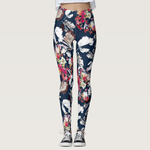 Rote, weiße Blume auf blau. Leggings