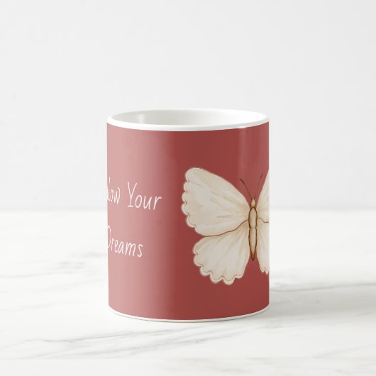Rote Weiße Schmetterlingsträume Kaffeetasse (Mittel)