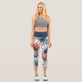 Rote, weiße und blaue Ananas Capri Leggings (Vorderseite)