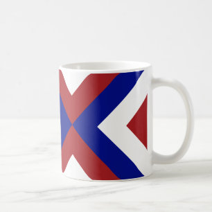 Rote, weiße und blaue Chevronen Kaffeetasse