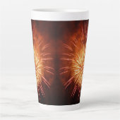 Rote, weiße und blaue Feuerwerke I Patriotic Milchtasse (Vorderseite)