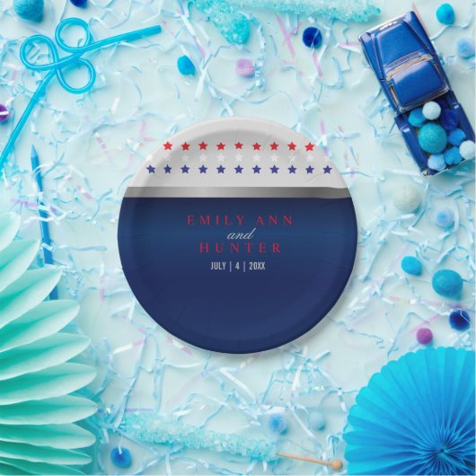 Rote, Weiße und Blaue Patriotische Stars Pappteller (Party)