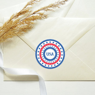 Rote, weiße und blaue Sterne der USA mit Monogramm Runder Aufkleber