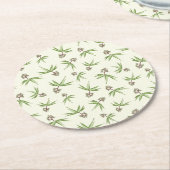 Rote Zweige in Creme einsetzen - nahtloses Muster. Runder Pappuntersetzer (Angewinkelt)