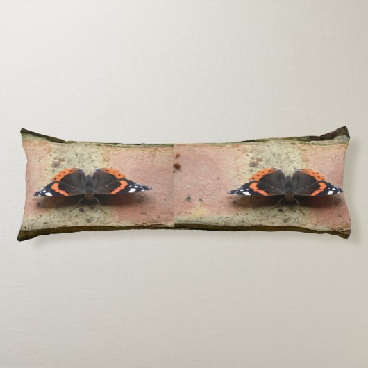 Roter Admiral Butterfly Kissen (Vorderseite)
