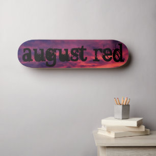 roter August Skateboard