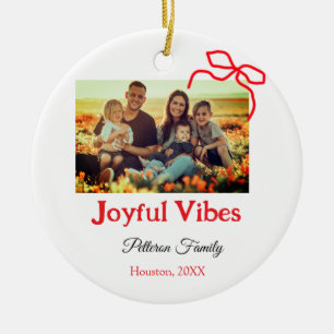Roter Bogen fröhlich Vibes fügen Familienname Foto Keramik Ornament