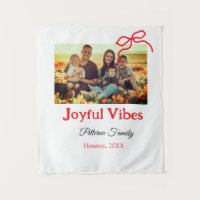 Roter Bogen fröhlich Vibes fügen Familienname Foto