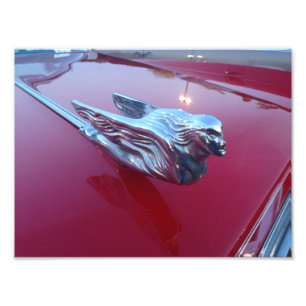 Roter Cadillac Flying Woman Kühlerfigur Fotodruck