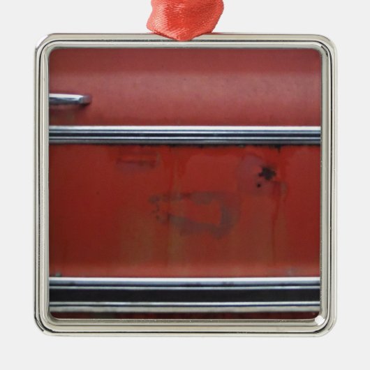 Roter Chevy Silbernes Ornament (Vorne)