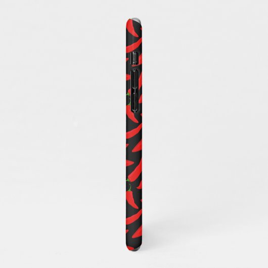 Roter Chili Paprikaschoten auf schwarz iPhone Hülle (Linke Seite)