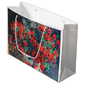 Roter Chrysanthemum, Monet Große Geschenktüte (Vorderseite Schrägansicht)