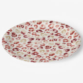 Roter Creme-Leoparden-Tierdruck Pappteller (Schrägansicht)
