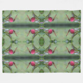Roter Dragonfly auf Dogwood Frucht Fleecedecke (Vorderseite (Horizontal))