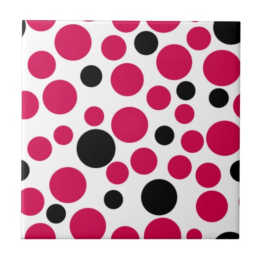 Roter Erbsenretro auf weißem Hintergrund Fliese (Vorderseite)