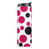 Roter Erbsenretro auf weißem Hintergrund Thermosbecher (Nach links gedreht)