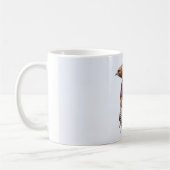 Roter geschulterter Falke im Flug Kaffeetasse (Links)