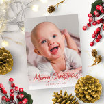 Roter Glitzer Handgeschriebenes Foto Frohe Weihnac Postkarte<br><div class="desc">Ein Foto von Christmas card,  featuring a gold glitter handwritten machen,  great for light pictures.</div>