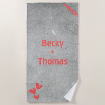 Roter Graffiti-Name auf grauem Beton, Ihr