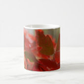 Roter Herbst verlässt Tasse (Mittel)