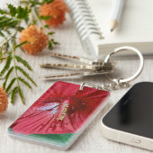 Roter Hibiskus Blume mit Raindrops-Foto Schlüsselanhänger (Vorderseite rechts)