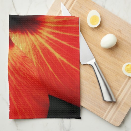 Roter Hibiskus Handtuch (Viertel Falte)