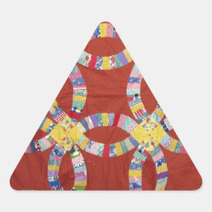 Roter Hochzeitsring-Quilt Dreieckiger Aufkleber