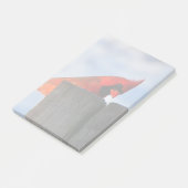 Roter Kardinal auf Holzstumpf Post-it Klebezettel (angewinkelt)